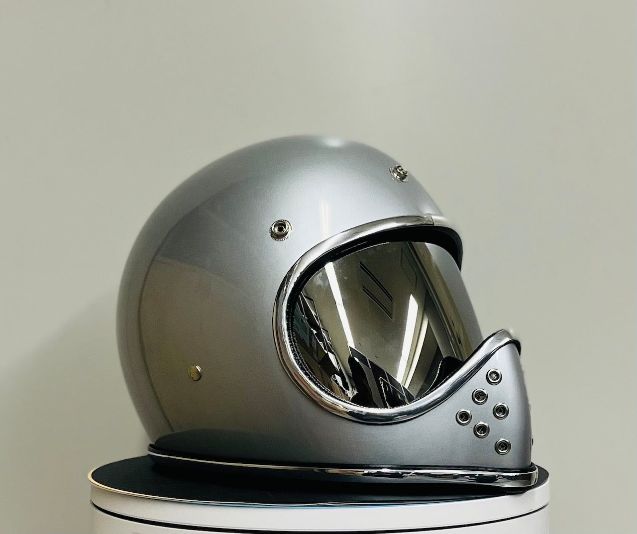 Vars helmet シルバー