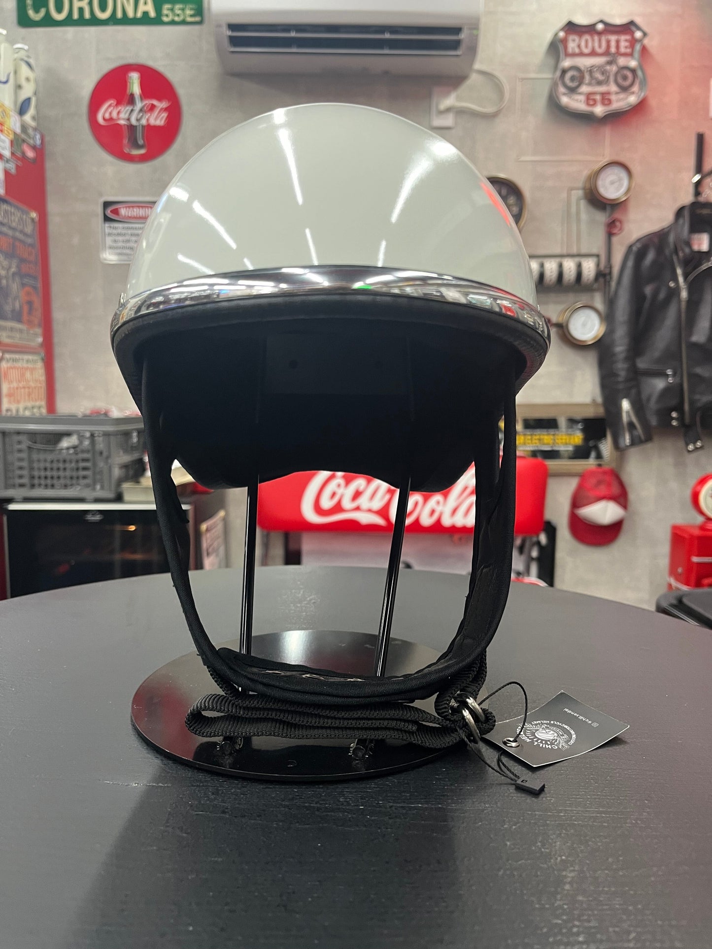 CHILL Aero Helmet ホワイト