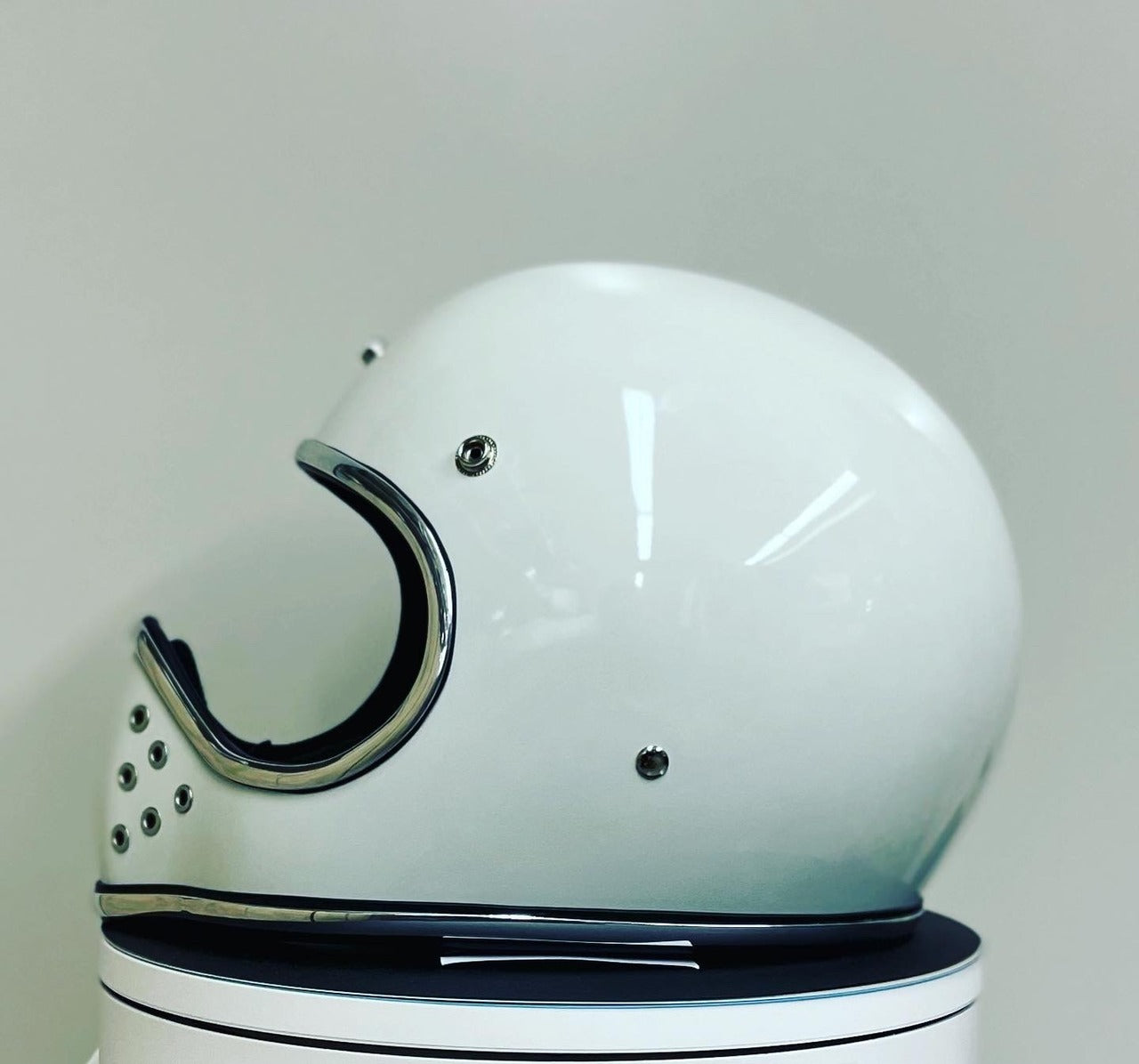 Vars helmet ホワイト