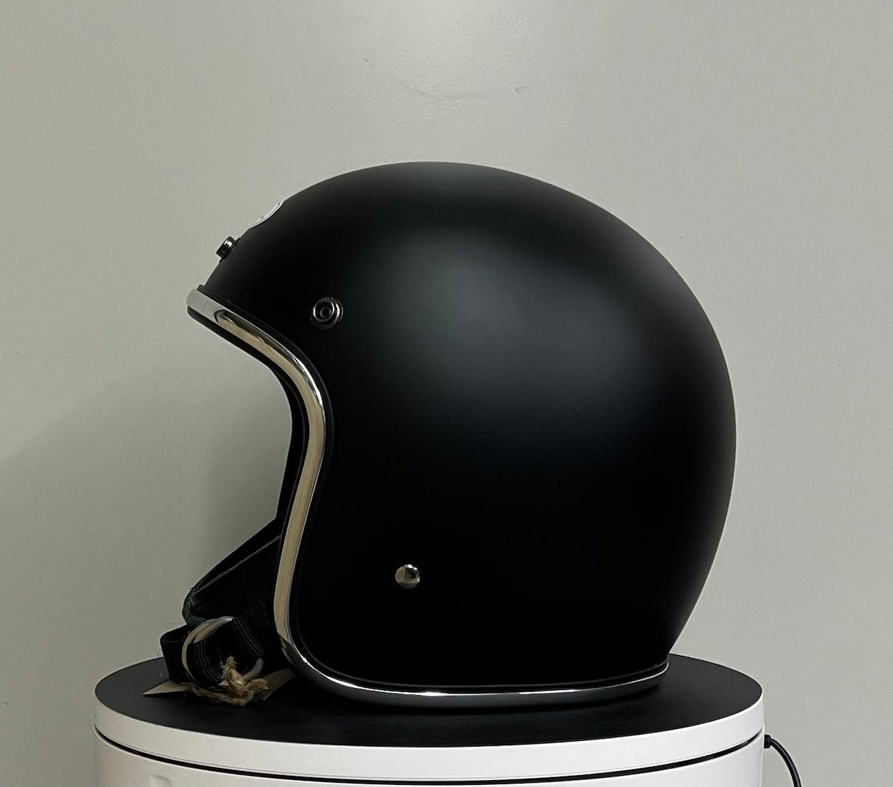 Classic Helmet  Matte black