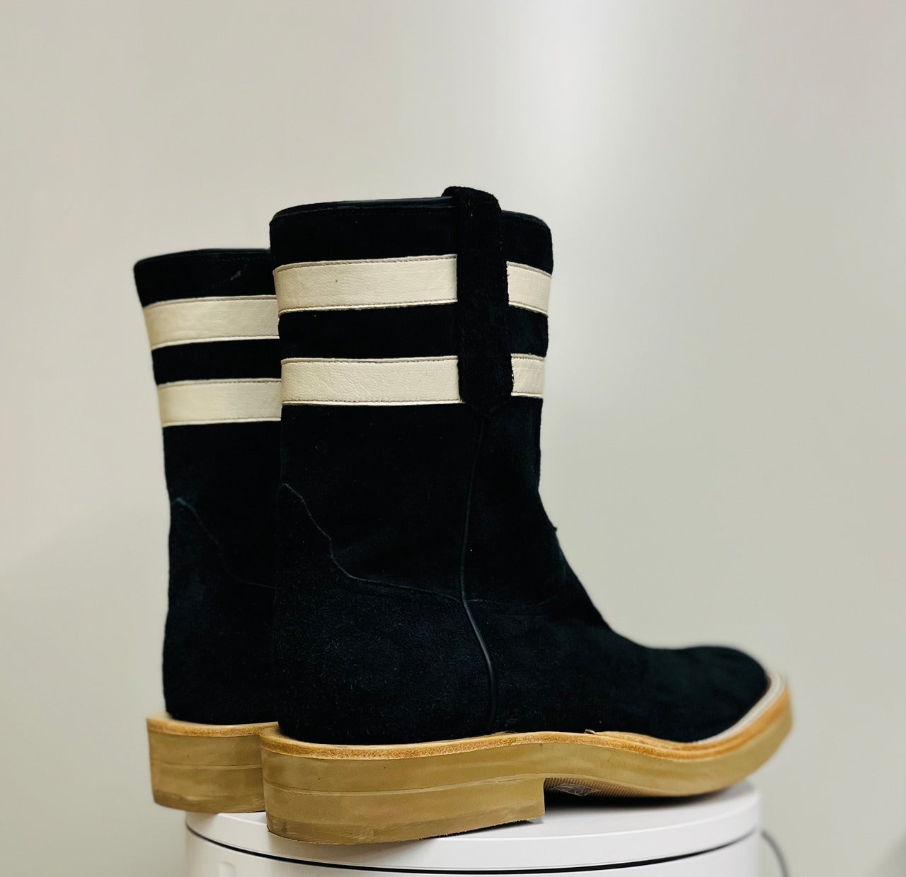 Rios of Mercedes  LINE SUEDE CHILL別注