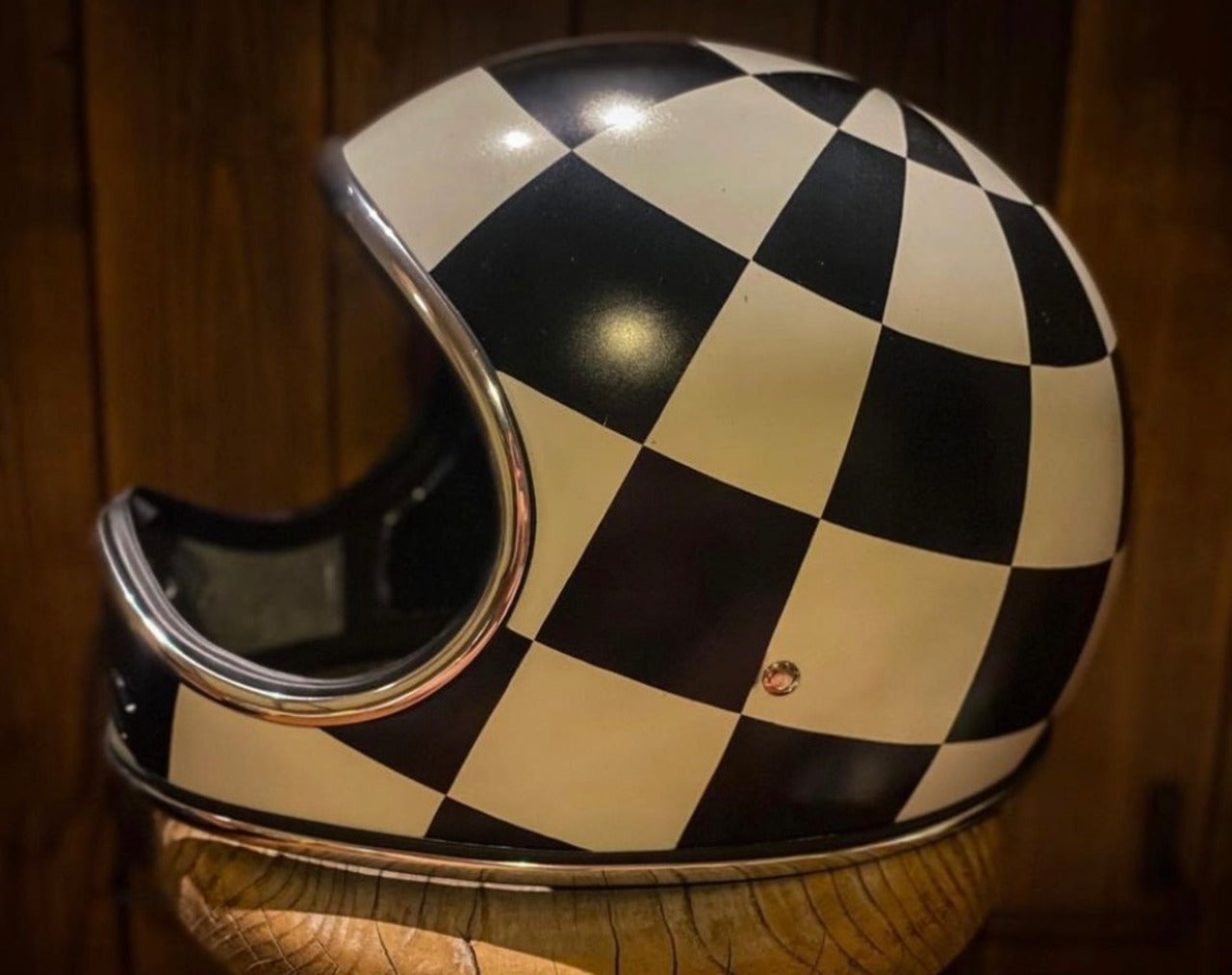 【３ヶ月以内発送】CHILLオリジナル　ボンバーマンヘルメット　Deluxe Edition Model ：Checkered
