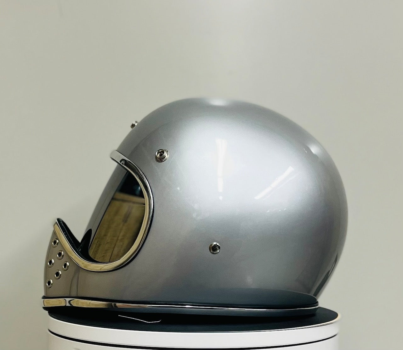 Vars helmet シルバー