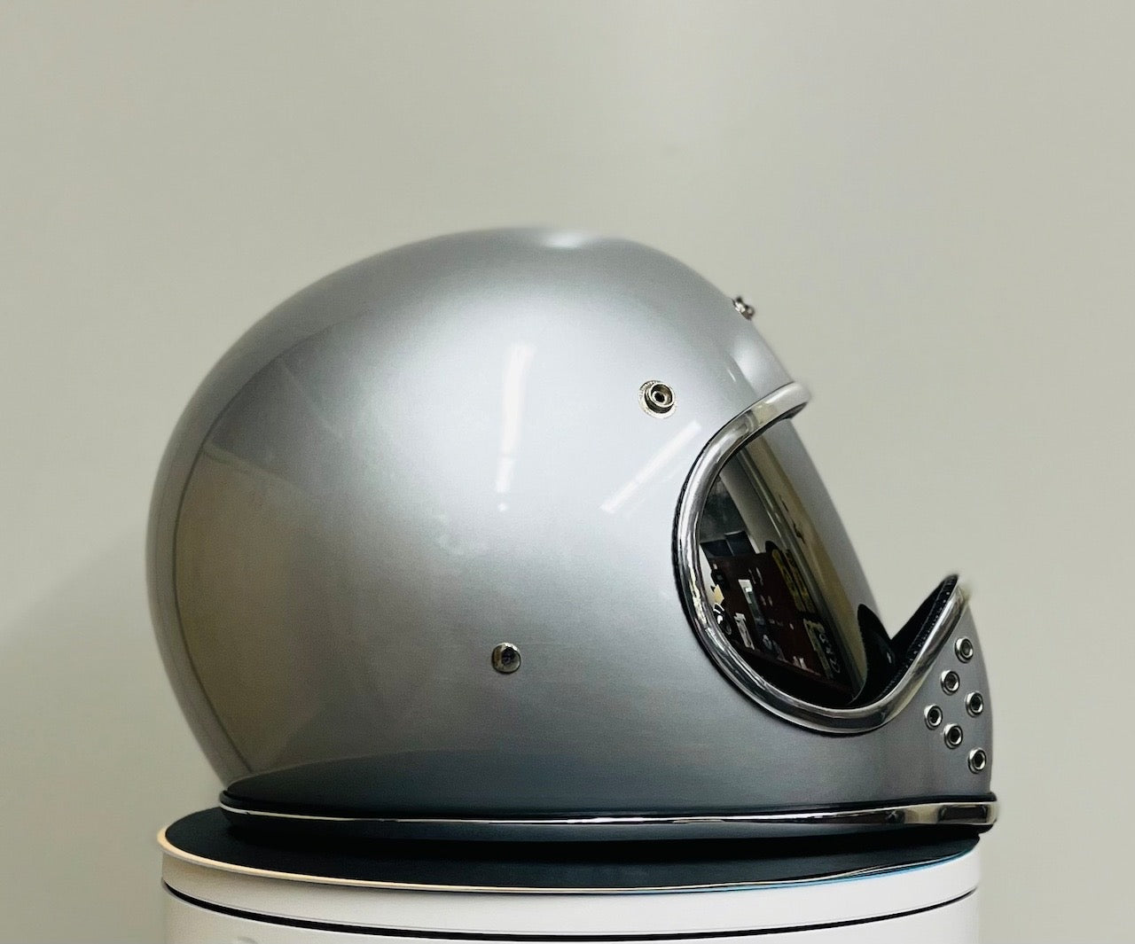 Vars helmet シルバー